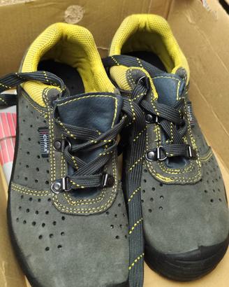 scarpe antinfortunistiche nr. 36 nuove 