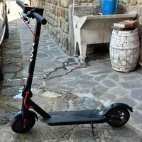 Monopattino elettrico “WooW”