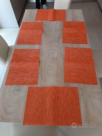 Tovagliette e runner arancione in pvc