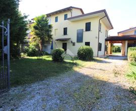VILLA SINGOLA A SAN MICHELE AL TAGLIAMENTO