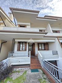 VILLA A SCHIERA A PREGANZIOL