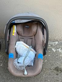 Passeggino trio Chicco love completo ovetto.€150