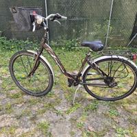 Bici city donna - piccole riparazioni - telaio ok