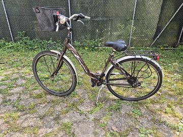Bici city donna - piccole riparazioni - telaio ok
