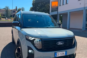 Ford Tourneo Curier Autocarro N1 5 posti  Automatc