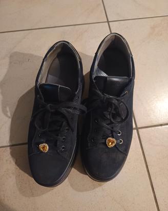 scarpe nere
