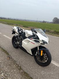 Ducati 848