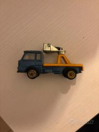 Camion esadelta