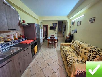Luglio Duplex Lungomare Scilla 60 Mq