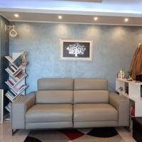 divano in pelle motorizzato