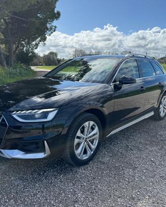 Audi A4 allroad 50 TDI tiptronic Identity Contrast