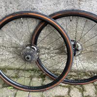Ruote Bontrager Paradigm + Cassetta Shimano 105