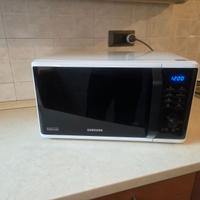 Microonde Samsung MG23K3515