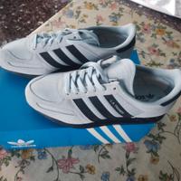 ADIDAS LA TRAINER