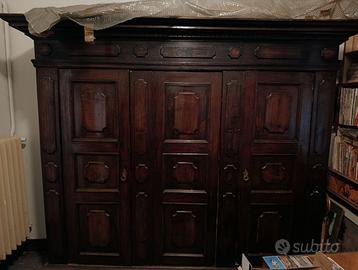 Armadio a 3 ante antico