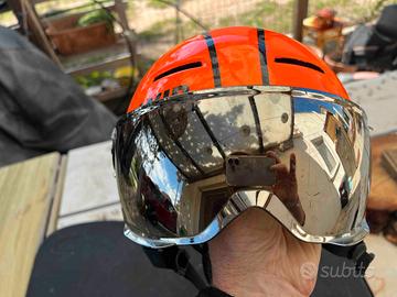 Casco wingfoil Forward WIP X-Over con visiera