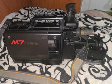 videocamera vintage National m7