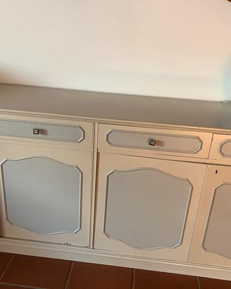Credenza bassa in legno bianco e grigio