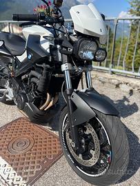 BMW F800R ABS-2009-56.000km-AKRAPOVIC-FARO LED-
