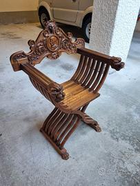 Sedie in stile Savonarola