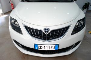 Lancia Ypsilon HYBRID 1.0 70 cv GOLD 5° POSTO