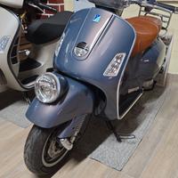 Vespa Piaggio Gtv 250.   3000 km