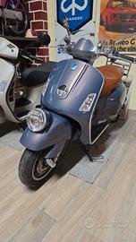 Vespa Piaggio Gtv 250.   3000 km