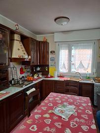 Arredamento pari al nuovo