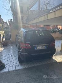 Auto per pezzi ricambi