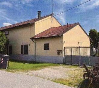 Immobile in asta di 512 m² con 4 locali a Villanov