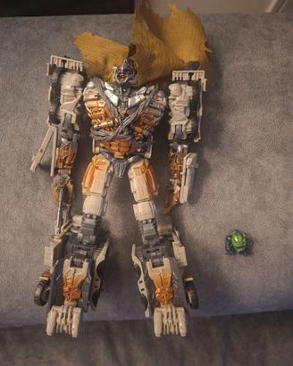 transformers megatron studio series