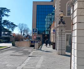 Locale uso ufficio