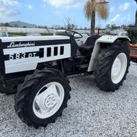 Trattore agricolo 4x4