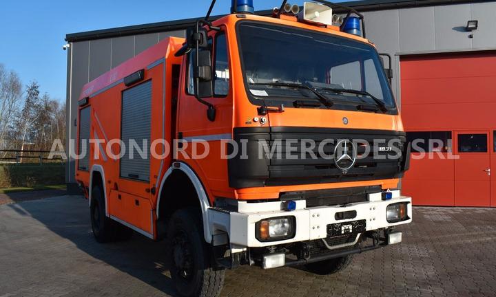 Antincendio 5.000 l. 4x4 = PATENTE B