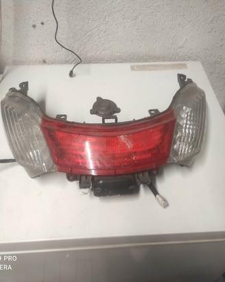 Faro posteriore Majesty 400