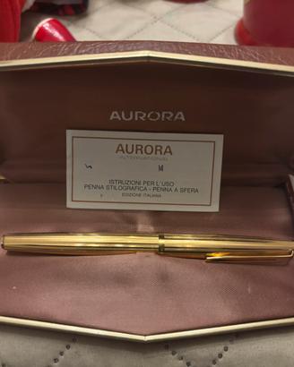 Aurora International stilografica placcata oro