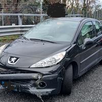 Peugeot 207 - 2006