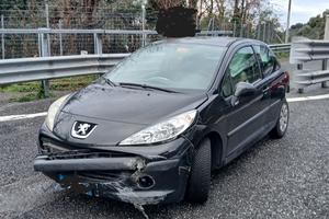 Peugeot 207 - 2006