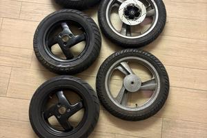 Cerchi + gomme f15