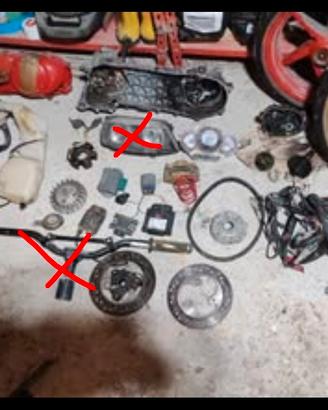 pezzi scooter Aprilia SR 50 a fari tondi 