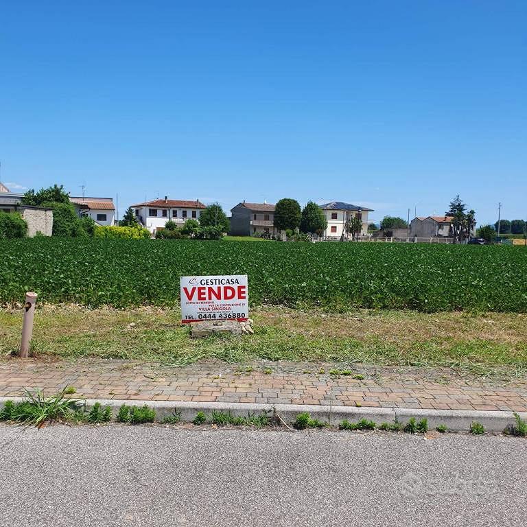 Terreno di 660 m² a Pressana - Vista 3