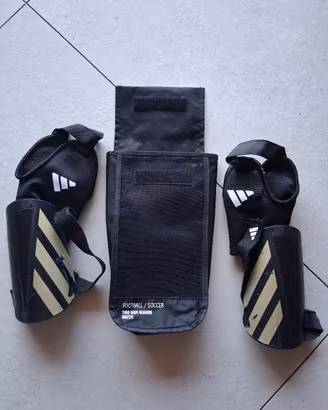 Parastinchi calcio bambino