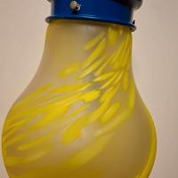 Lampadario a lampadina blu/giallo