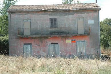 Rustico/Rudere indipendente con 1000 mq di terreno