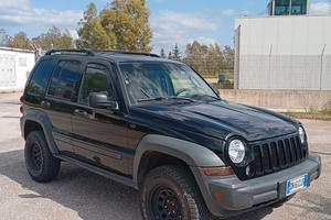 jeep Cherokee kj 2.8 sport 