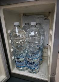 Frigo bar compatto