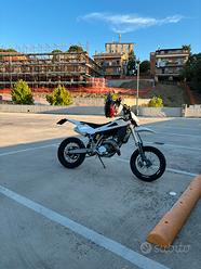 125 Usato Husqvarna Sms 125 Prezzo Husqvarna SM 125 Usata In Vendita