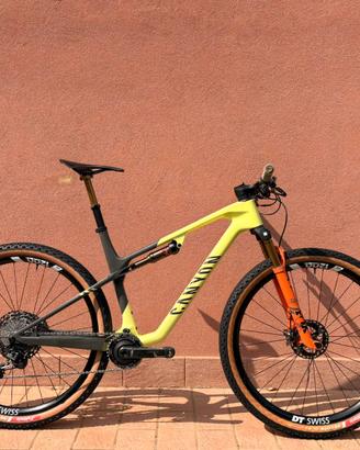 Canyon Lux Cfr 2025