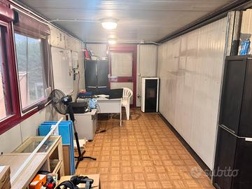 Container coibentato