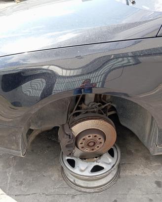 Parafango anteriore sx Volkswagen Passat anno 2007